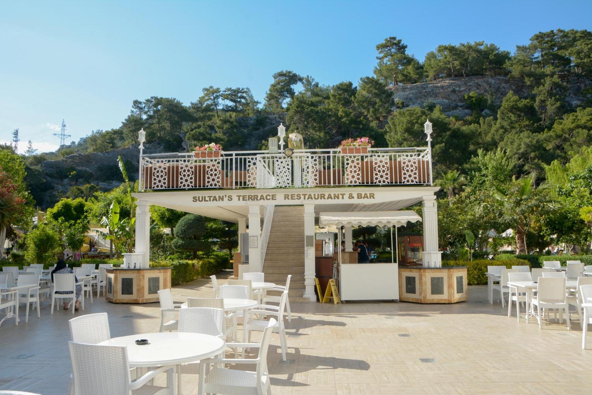 Miramor Hotel & Spa Antalya Extérieur photo The bar at the top of the staircase