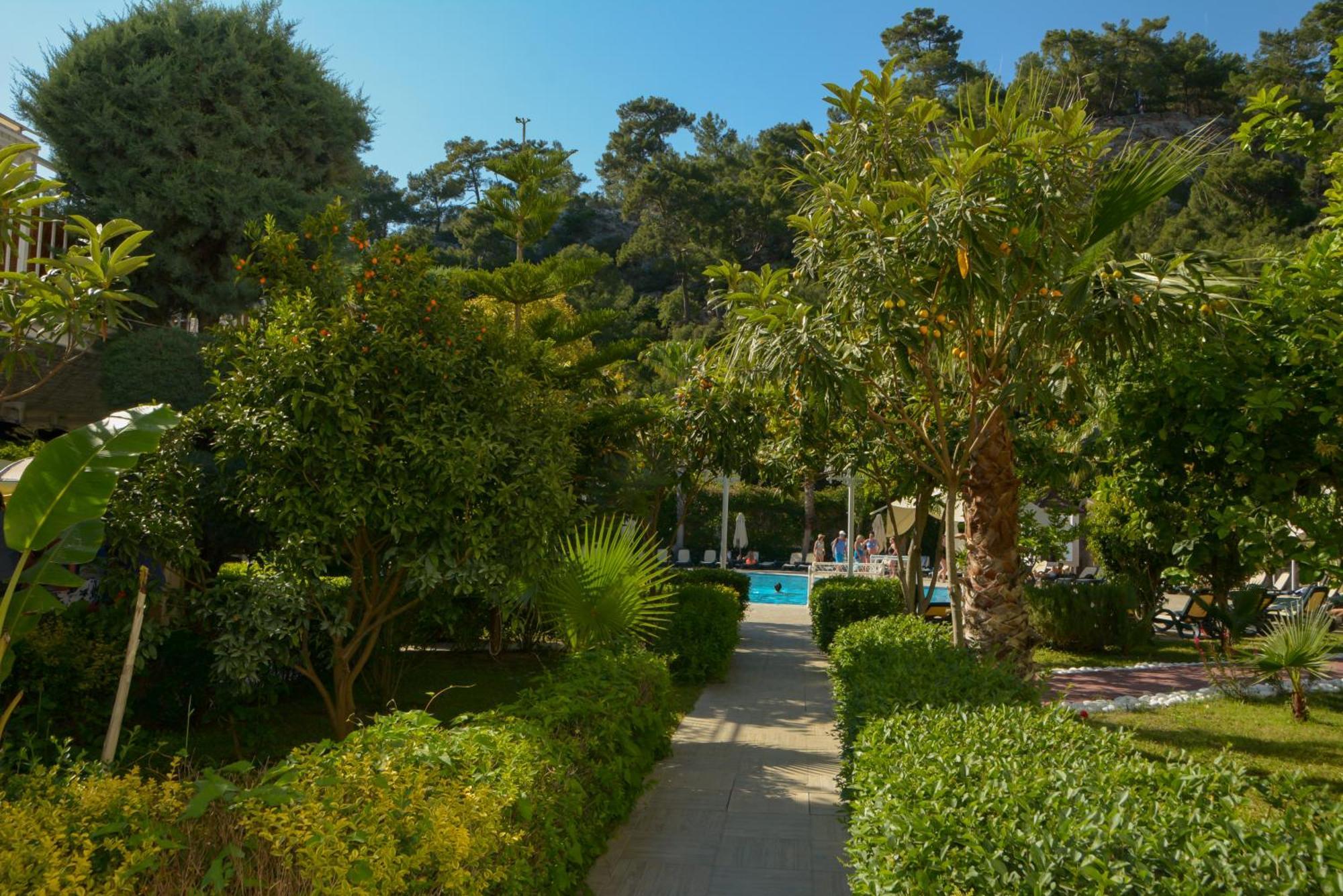 Miramor Hotel & Spa Antalya Extérieur photo The gardens of the hotel