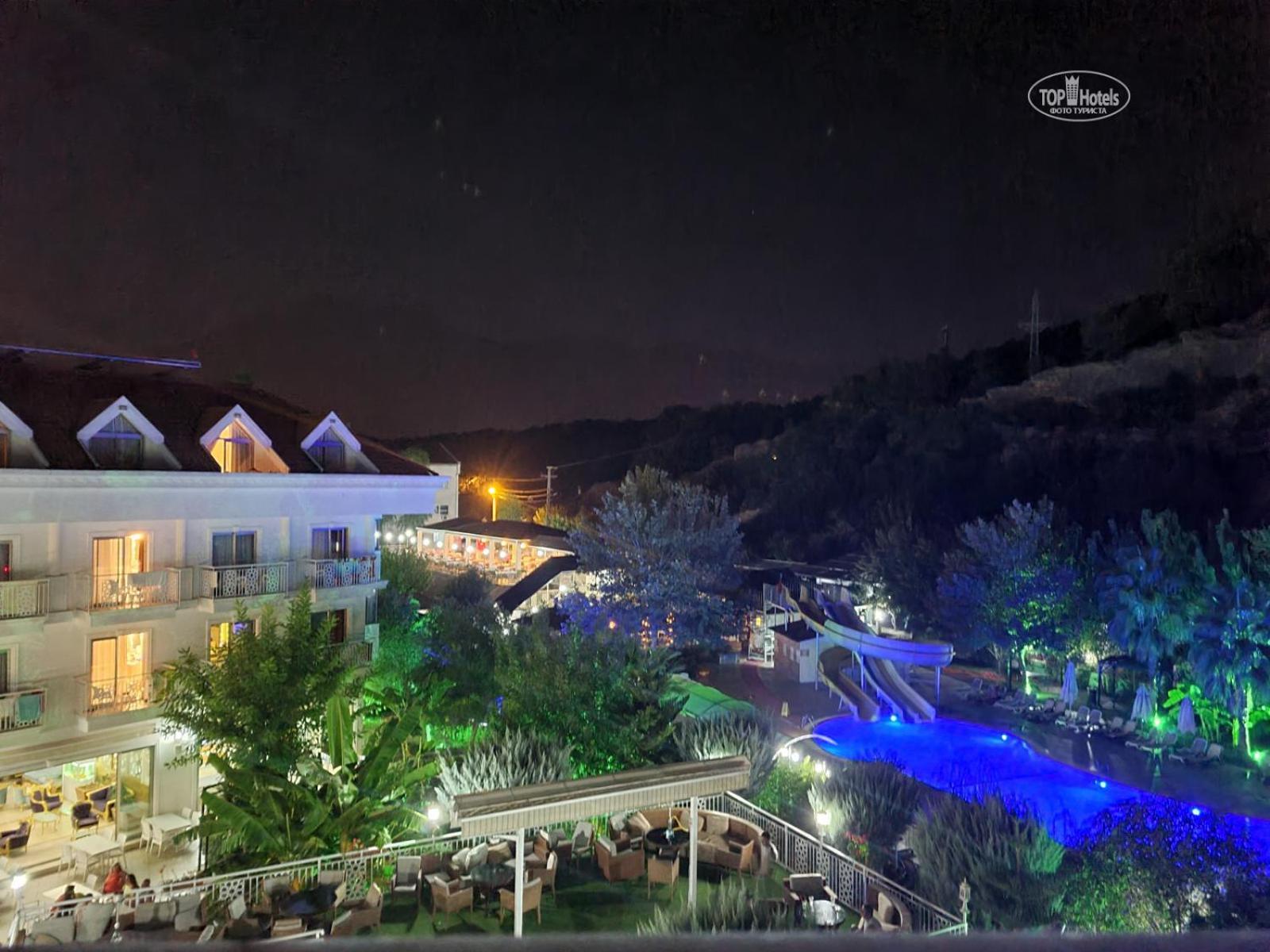 Miramor Hotel & Spa Antalya Extérieur photo The resort at night